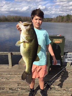 Tyler Hudson with big bass, Feb. 18